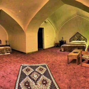 هتل لاله بیستون کرمانشاه سوئیت کانکت چهار تخته 1