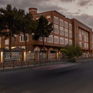هتل پارسیان صفاییه یزد نمای بیرونی 6