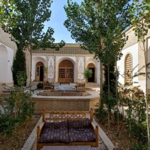اقامتگاه سنتی کلیاس کرمان فضای داخلی اقامتگاه 3
