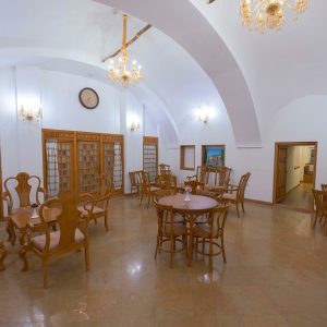 بوتیک هتل وکیل کرمان کافی‌شاپ 2